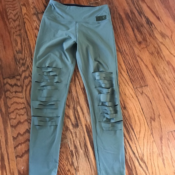 PINK Victoria's Secret Pants - PINK Green rip leggings
